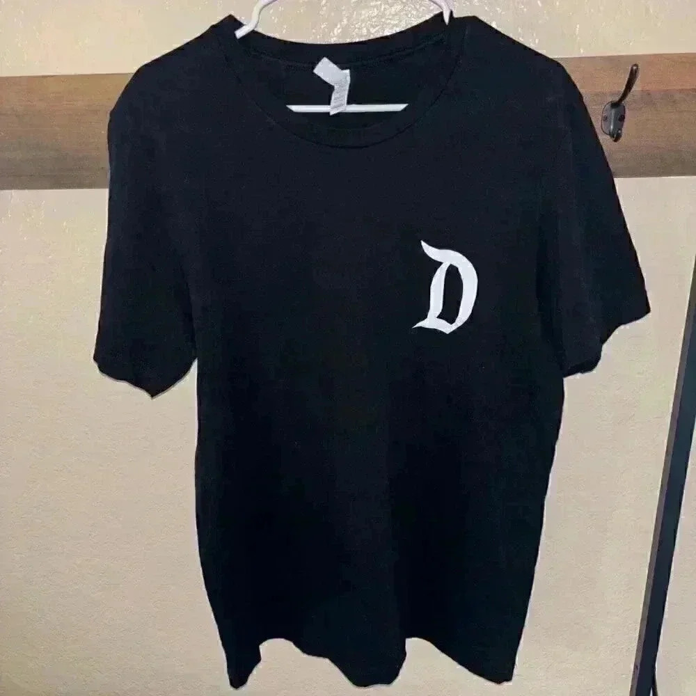 Men's Modern Minimalist Disneyland Shirt Size Large